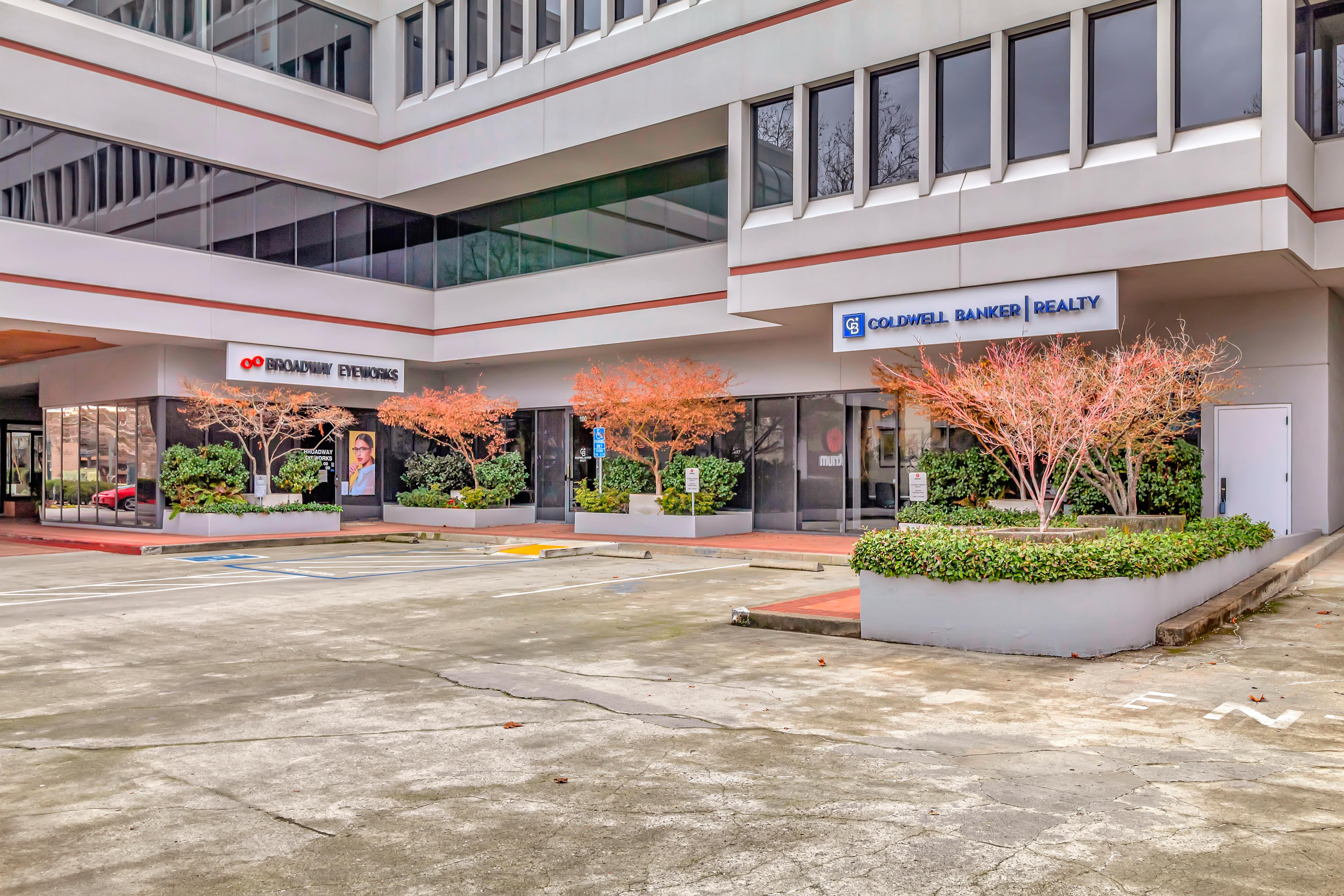 Coldwell Banker Realty - Real Estate Broker in Walnut Creek, CA